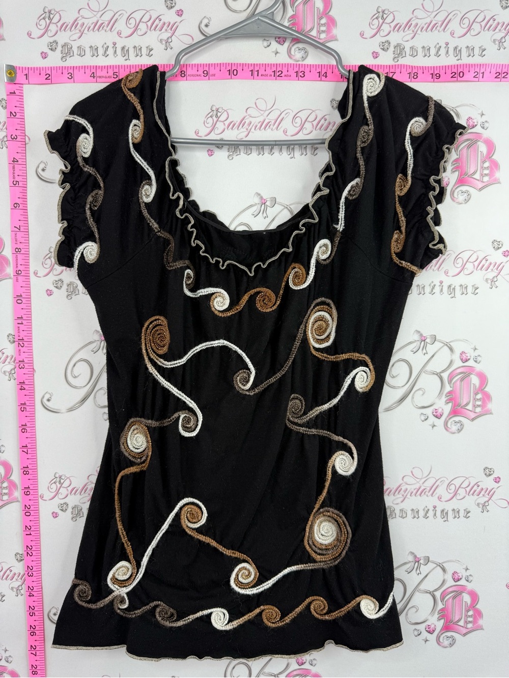 Tshirt milkmaid style y2k swirls Black Embroidered Ruffle Sleeve Top